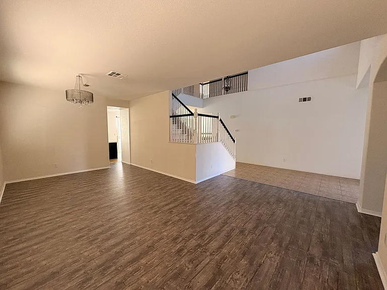 5875 Larry Dean St — Photo 5