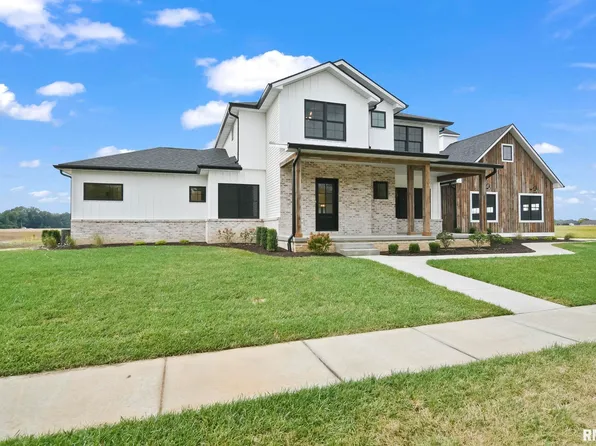 617 Sloan Dr, Springfield, IL 62711