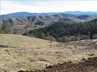 4th image of 11096 N Umpqua Hwy