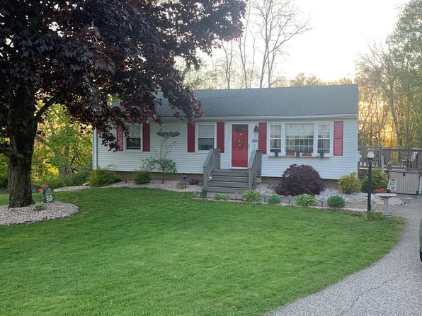 3 Westerly Terrace, Colchester, CT 06415
