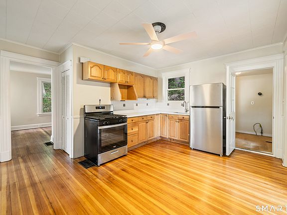 4th image of 29 Sprague Street