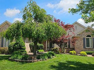 6760 Kennesaw Rd, Canton, MI 48187