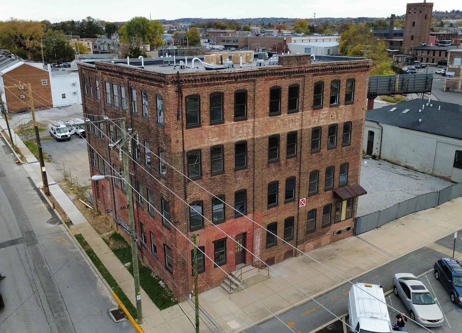 127 N Broad St — Photo 1