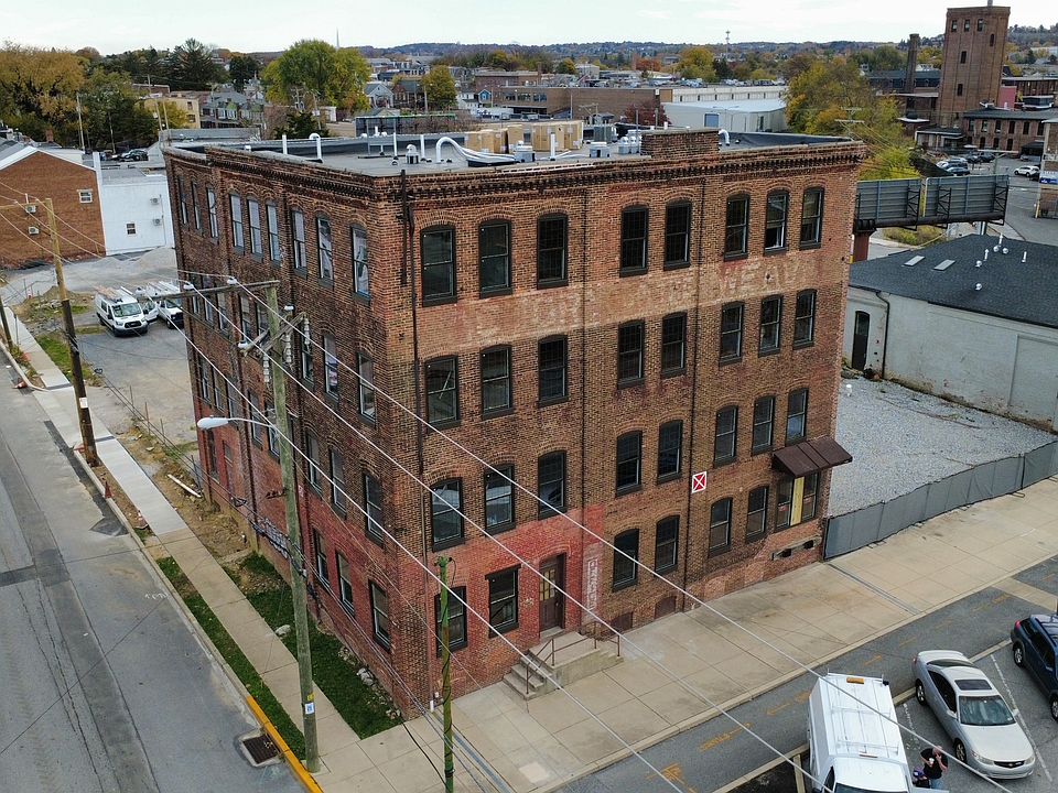 1st image of 127 N Broad St #101