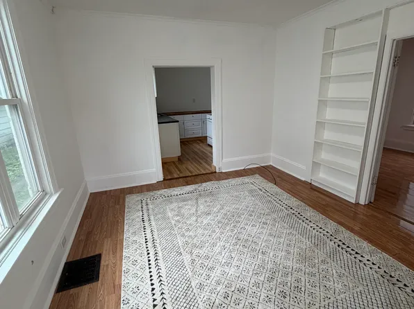 138 E Bridge St APT 1, Oswego, NY 13126