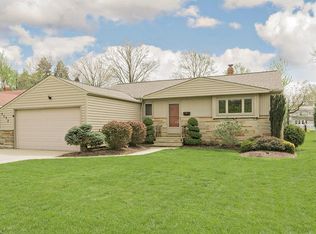5192 Thornbury Blvd, Lyndhurst, OH 44124