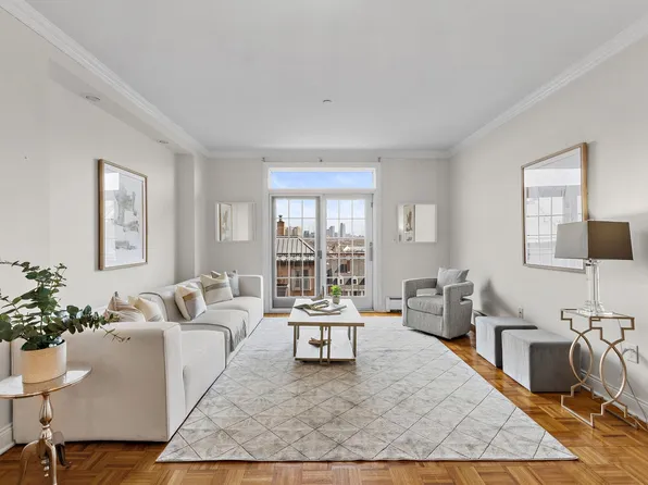 207 Shearwater Ct West image 1 of 45