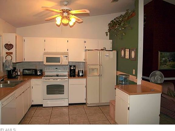 3rd image of 565 NE 5th St