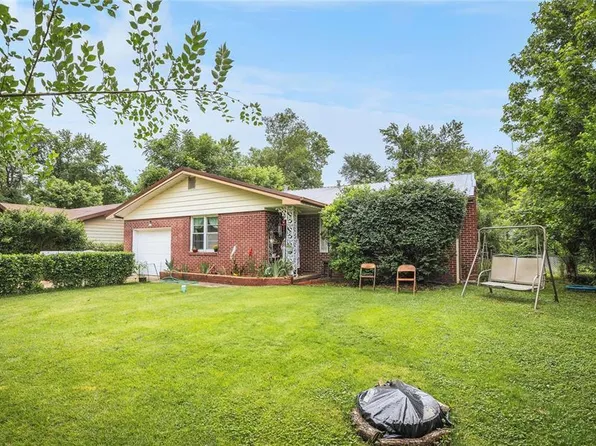 115 Hull Dr, Waynesville, MO 65583