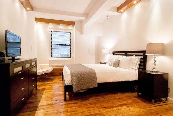 Rented by WAM Partners - William Moses Co. | media 15