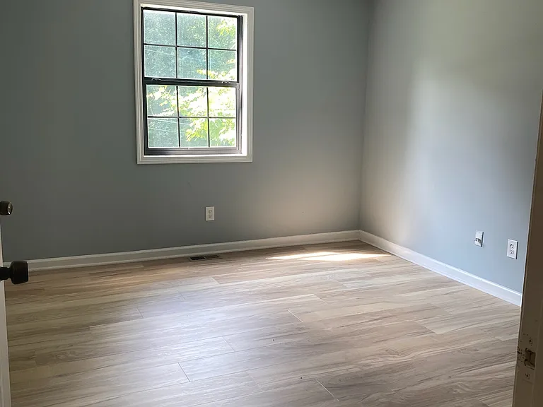 2191 Cedar Creek Ln — Photo 14