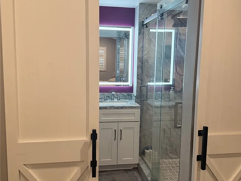 2447 Clarke Ave — Photo 12
