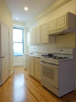Rented by Manhattan Connection | media 20