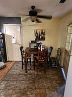 5th image of 1820 Meadowbrook Ln