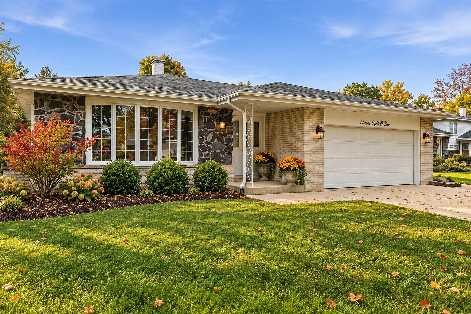 4 bed, 2.5 bath, 2337 sqft, $4,000 — Photo 1