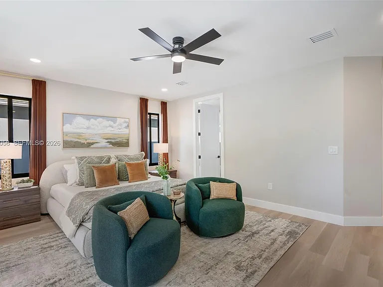 701 SW 17th St — Photo 51