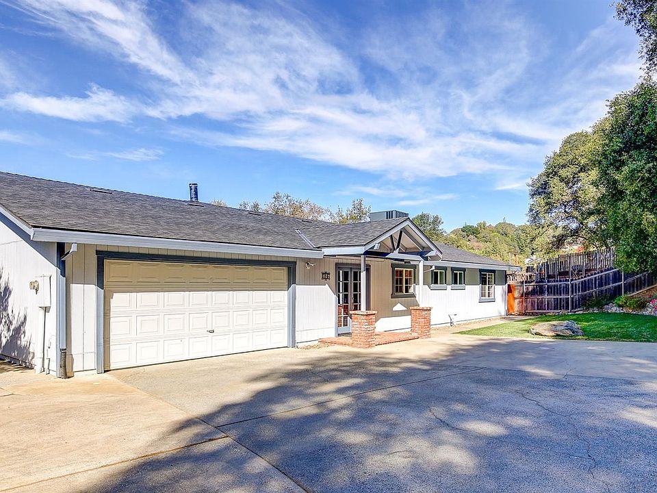 1st image of 386 Kevin Ct