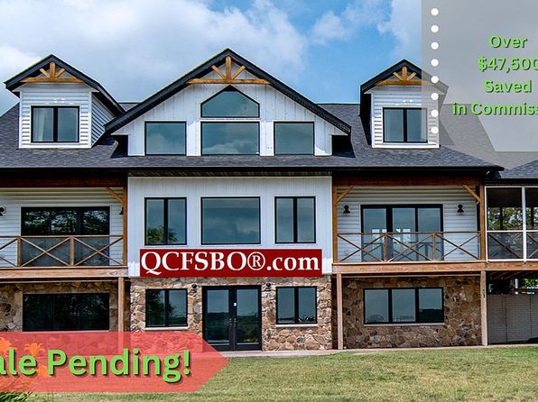 1403 Canal Shore Dr SW