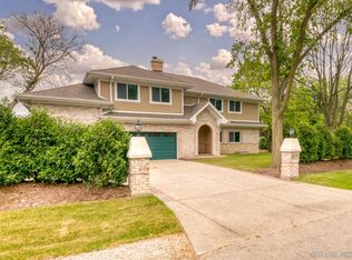 115 Birch Ave, Lake Bluff, IL 60044