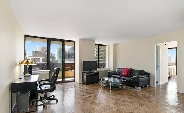 1st image of 311 E 38th St #15