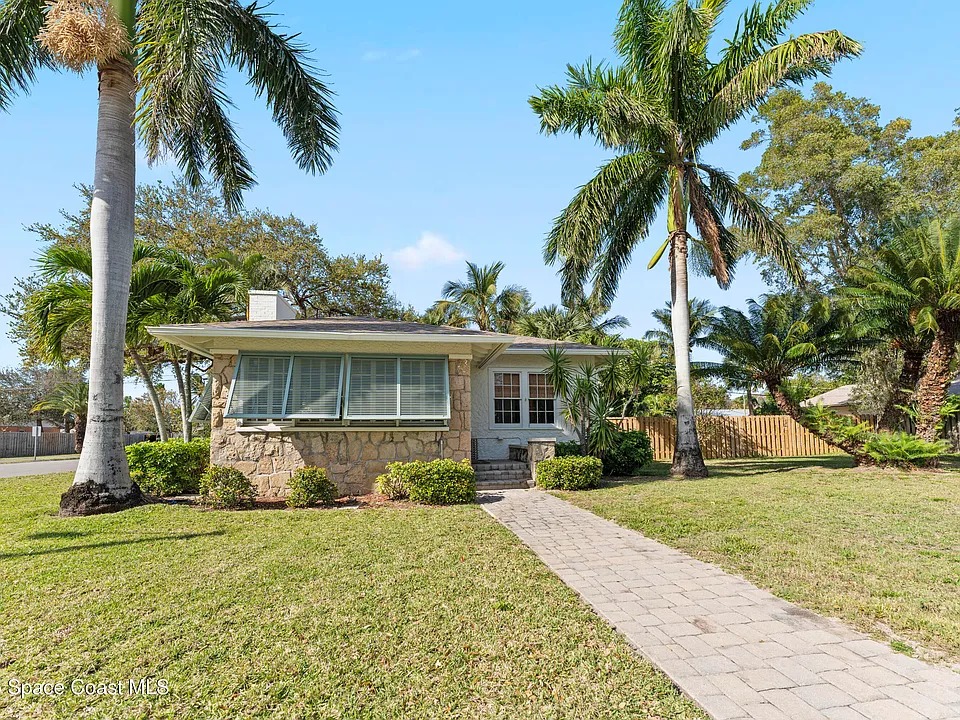 346 3rd Ave