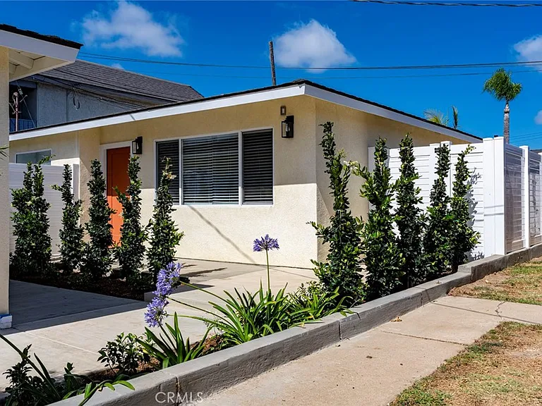 2614 Florida #C — Photo 17