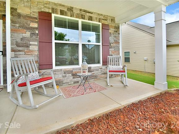 2nd image of 205 Kingston Dr