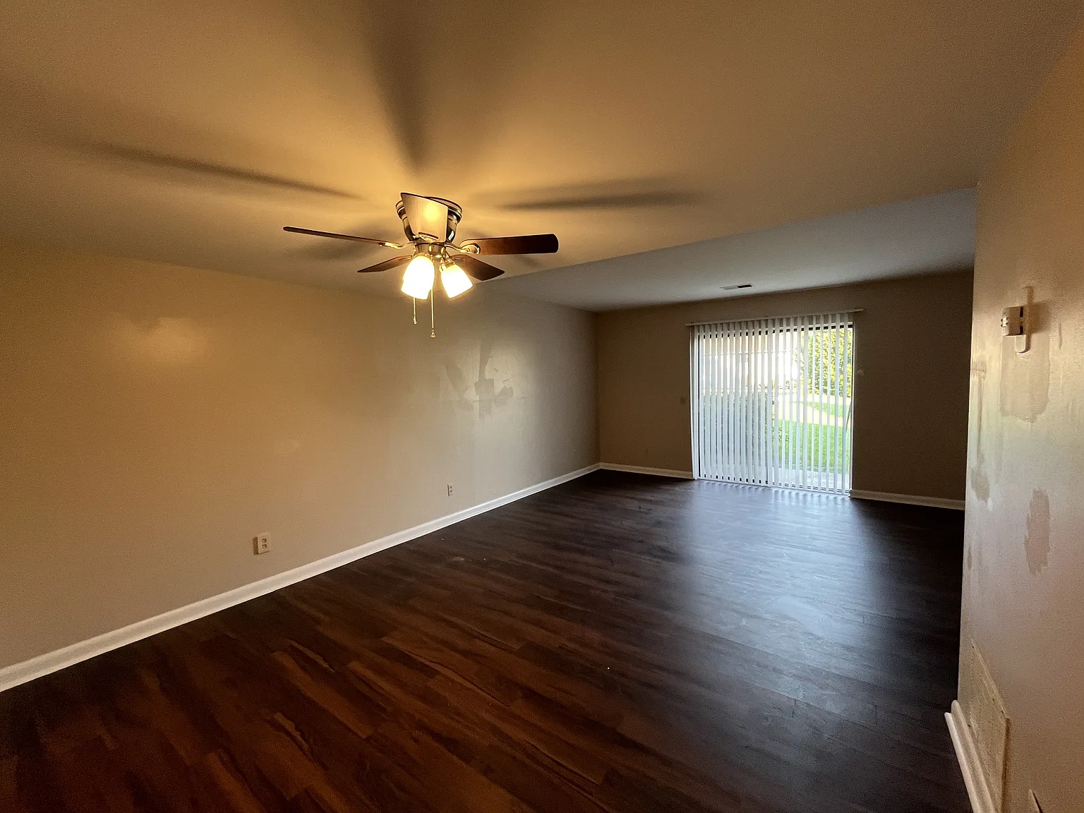 901 Olmstead Dr — Photo 4
