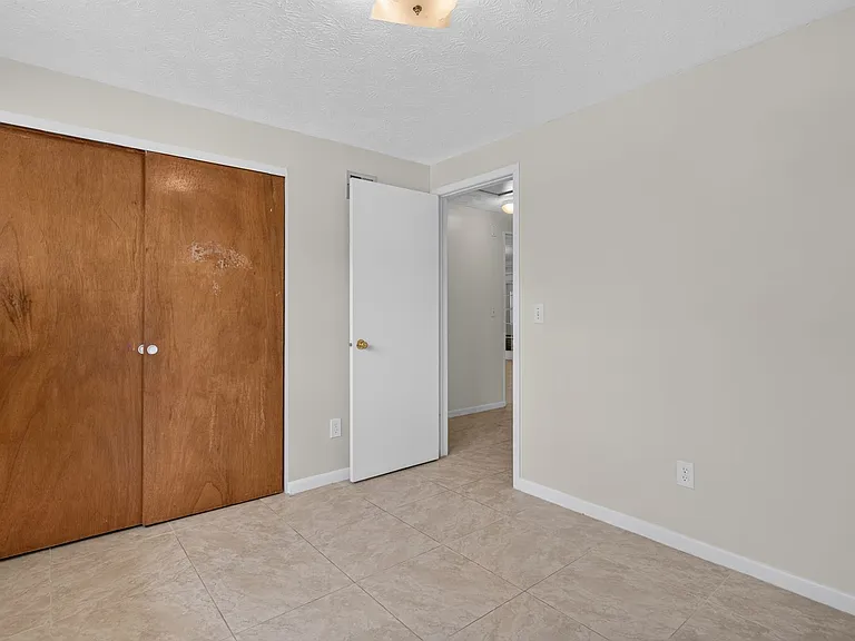 9954 Larkdale Ct — Photo 22