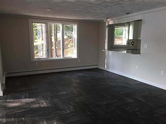 dining area/kitchen pass through