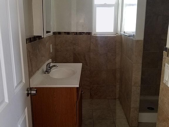 5th image of 4163 Van Dyke Ave