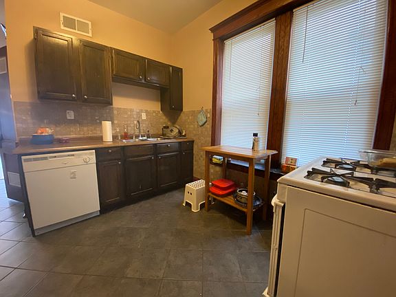4th image of 2456 N Drake Ave #1