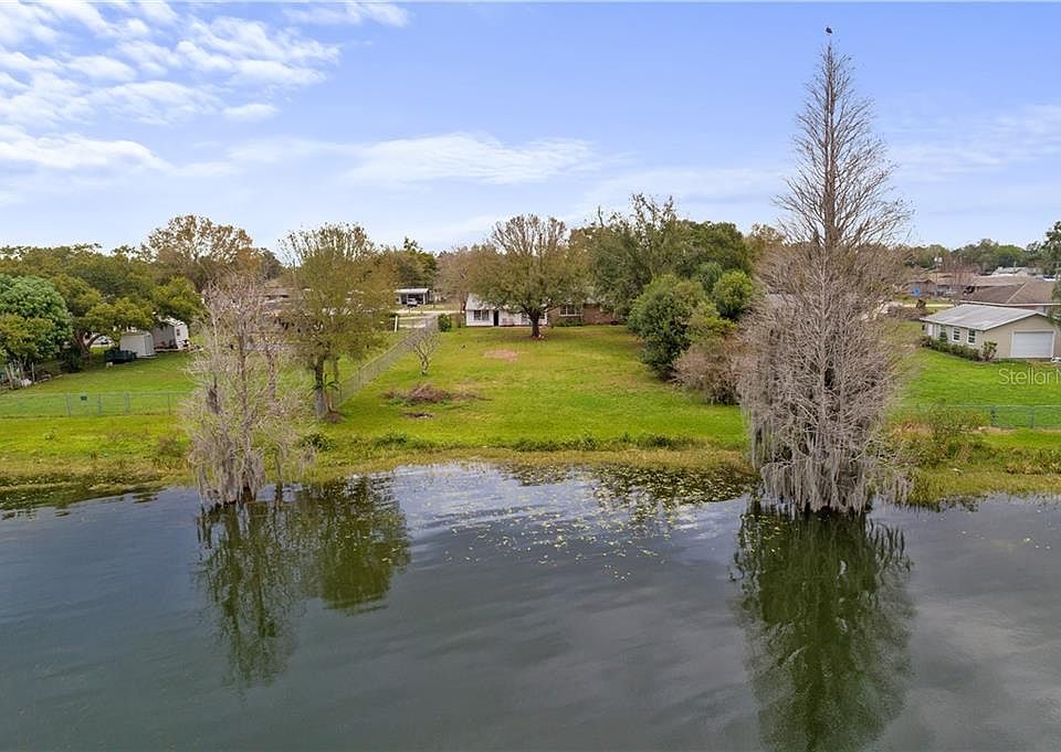 1st image of 108 Lake Sears Dr