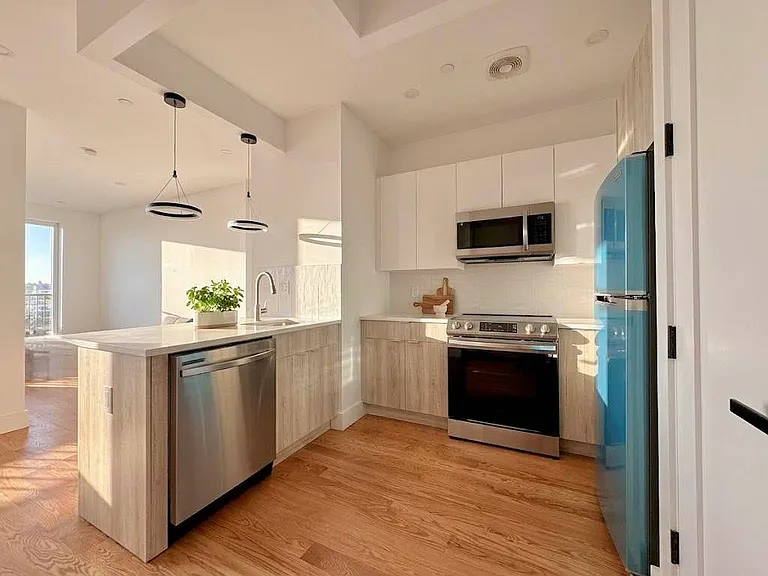 1644 New York Ave #6B — Photo 2