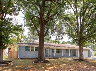 123 S Cumberland Ave, Russellville, AR 72801