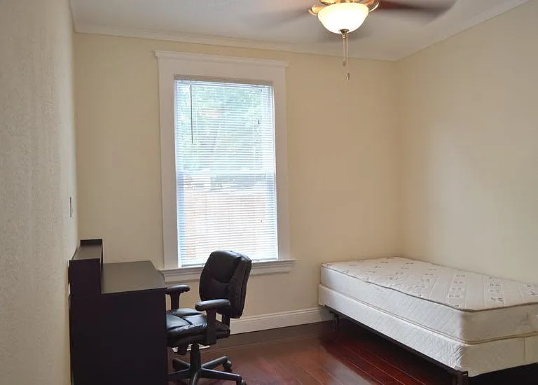 318 Westcott St #2 — Photo 4