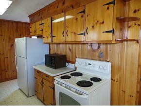 5th image of 135 Hilltop Dr