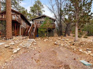861 Kern Ave, Sugarloaf, CA 92386