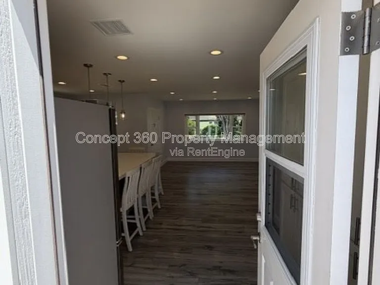 2287 Belmont Ave — Photo 39