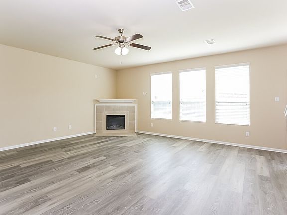 5th image of 12430 Greencanyon Dr