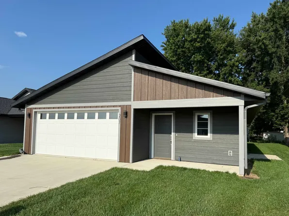 207 34th Ave W, Spencer, IA 51301