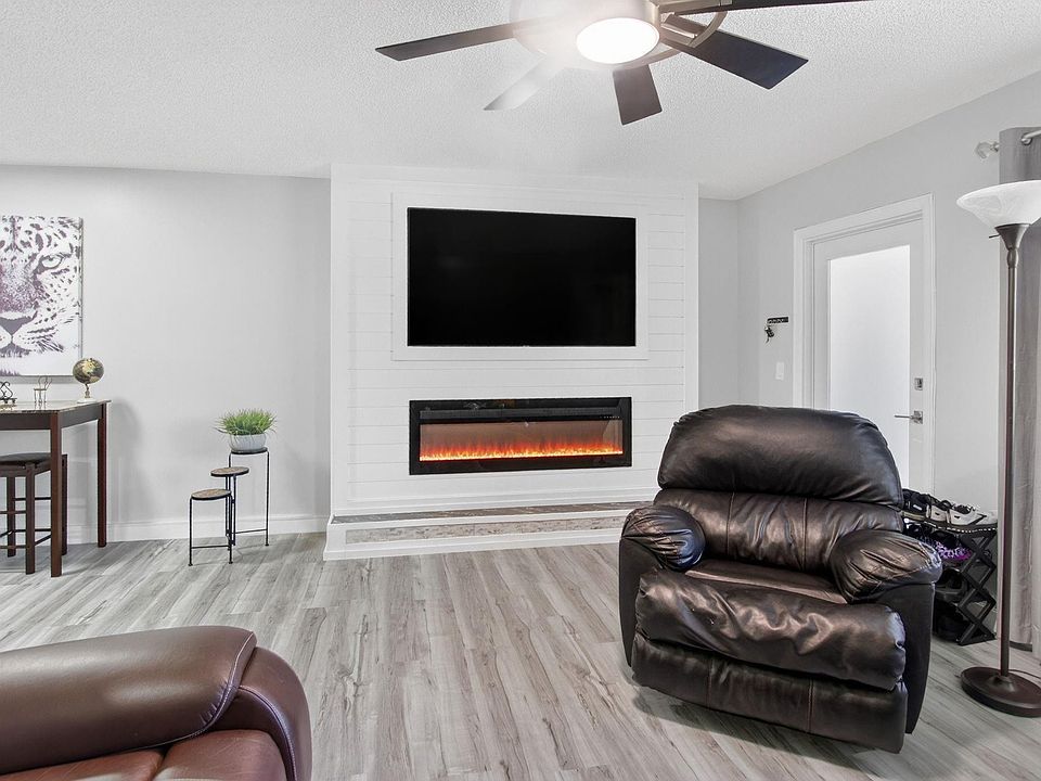 1st image of 435 Durham O #435