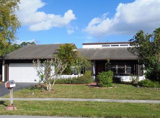 3240 NW 97th Ave, Sunrise, FL 33351