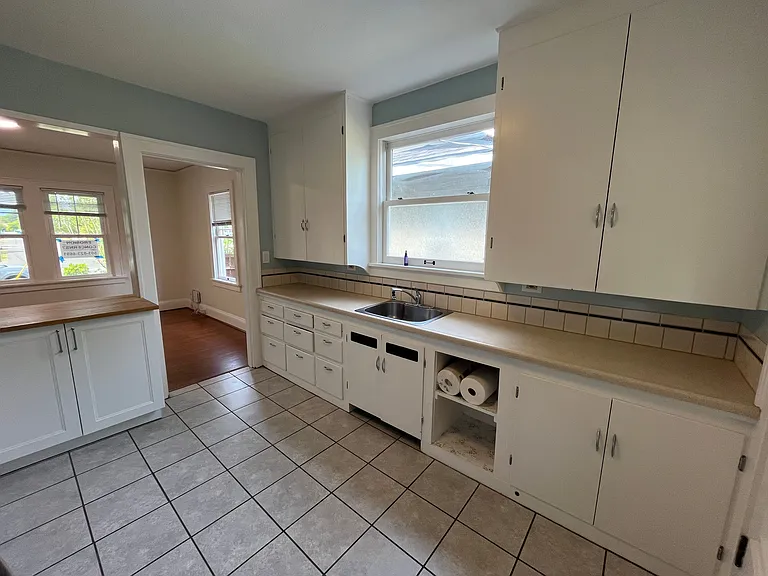 7228 N Villard Ave #A — Photo 6