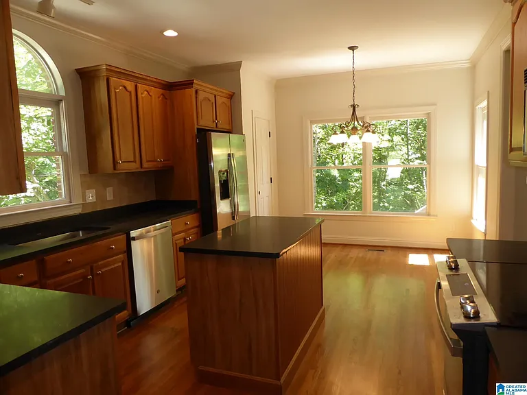 1040 Cole Cir — Photo 10