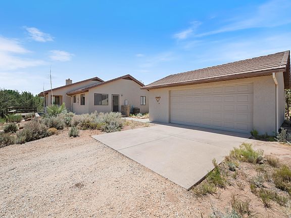 4th image of 1387 N Mount Zion Dr
