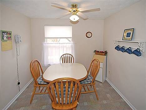 4th image of 965 Woodlyn Dr N