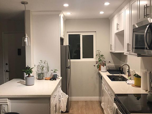2nd image of 4227 36th St APT 4