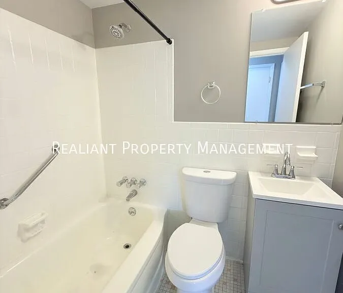 1134 Omena Pl #4 — Photo 9
