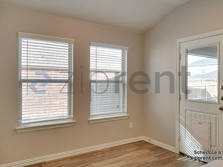 217 Cedar Canyon Dr — Photo 4